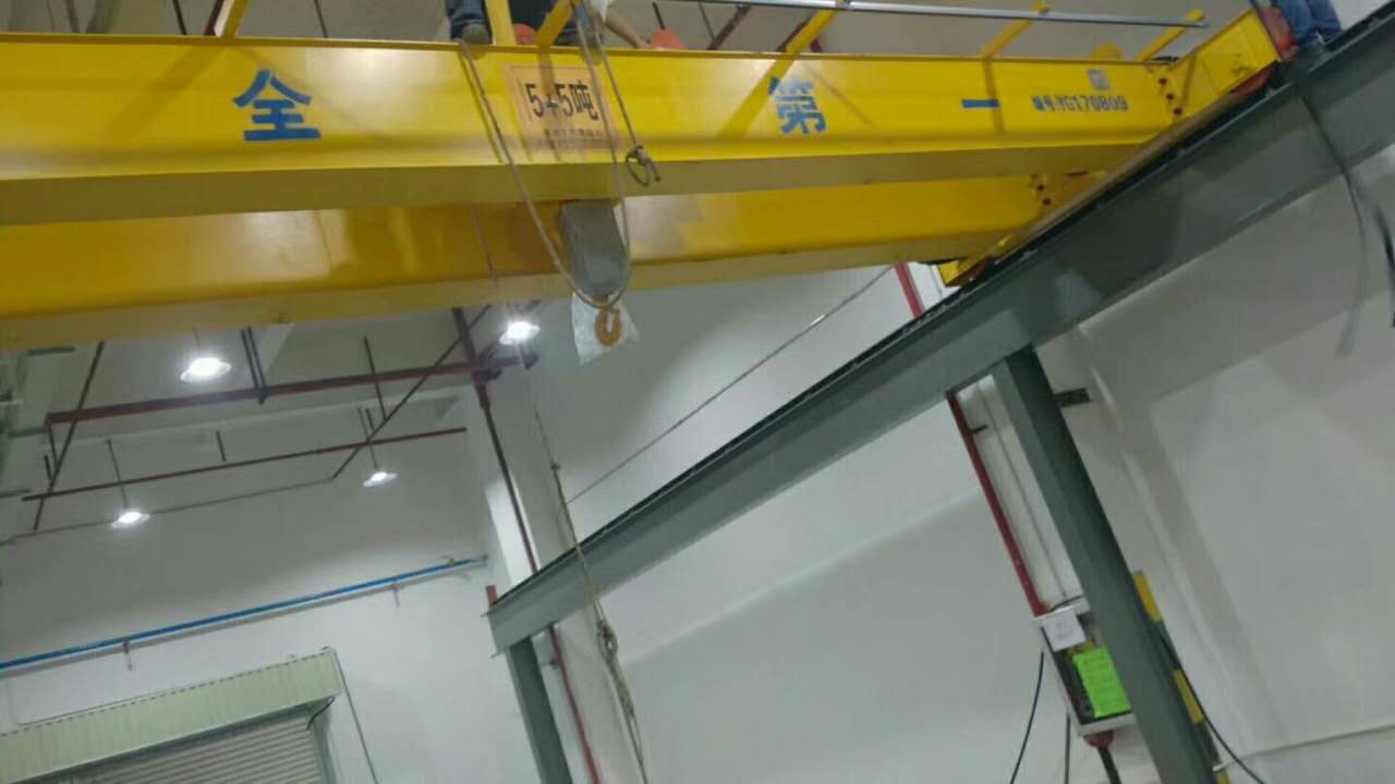 橋機(jī)構(gòu)造及主要特性