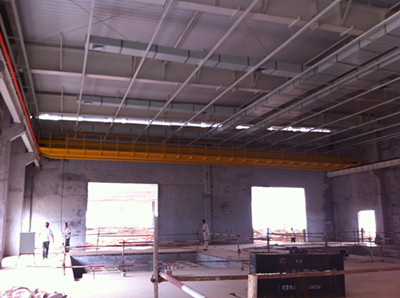 電動(dòng)雙梁橋式起重機(jī)LH3t 電動(dòng)雙梁橋式起重機(jī)LH3t